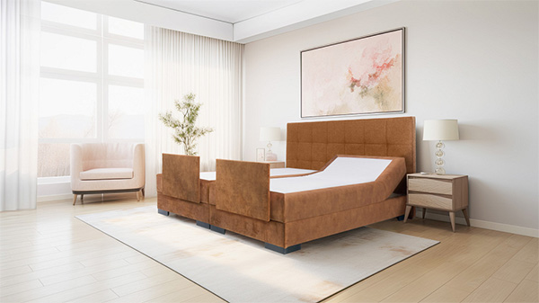hotelboxsprings Luxe verstelbaar bed in moderne slaapkamer met bruin gestoffeerd frame en grote ramen